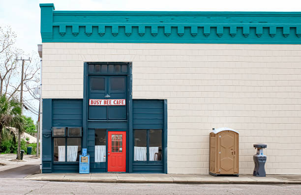 Best Portable restroom trailer rental  in Hubbard, OH